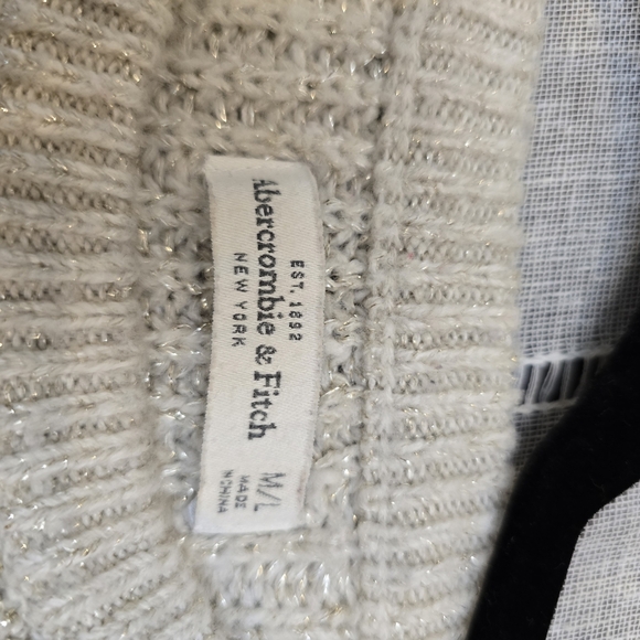 Abercrombie & Fitch Women's Light Gray Sweater - Picture 3 of 10
